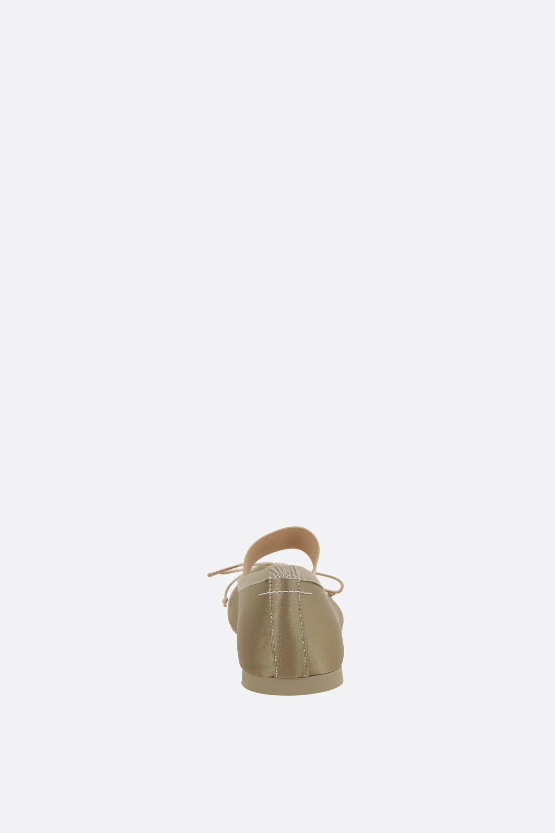 Anatomic ballerina in satin