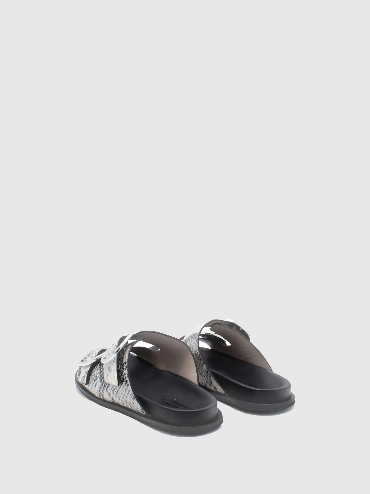 Buckle Sandals Chicria White/Black