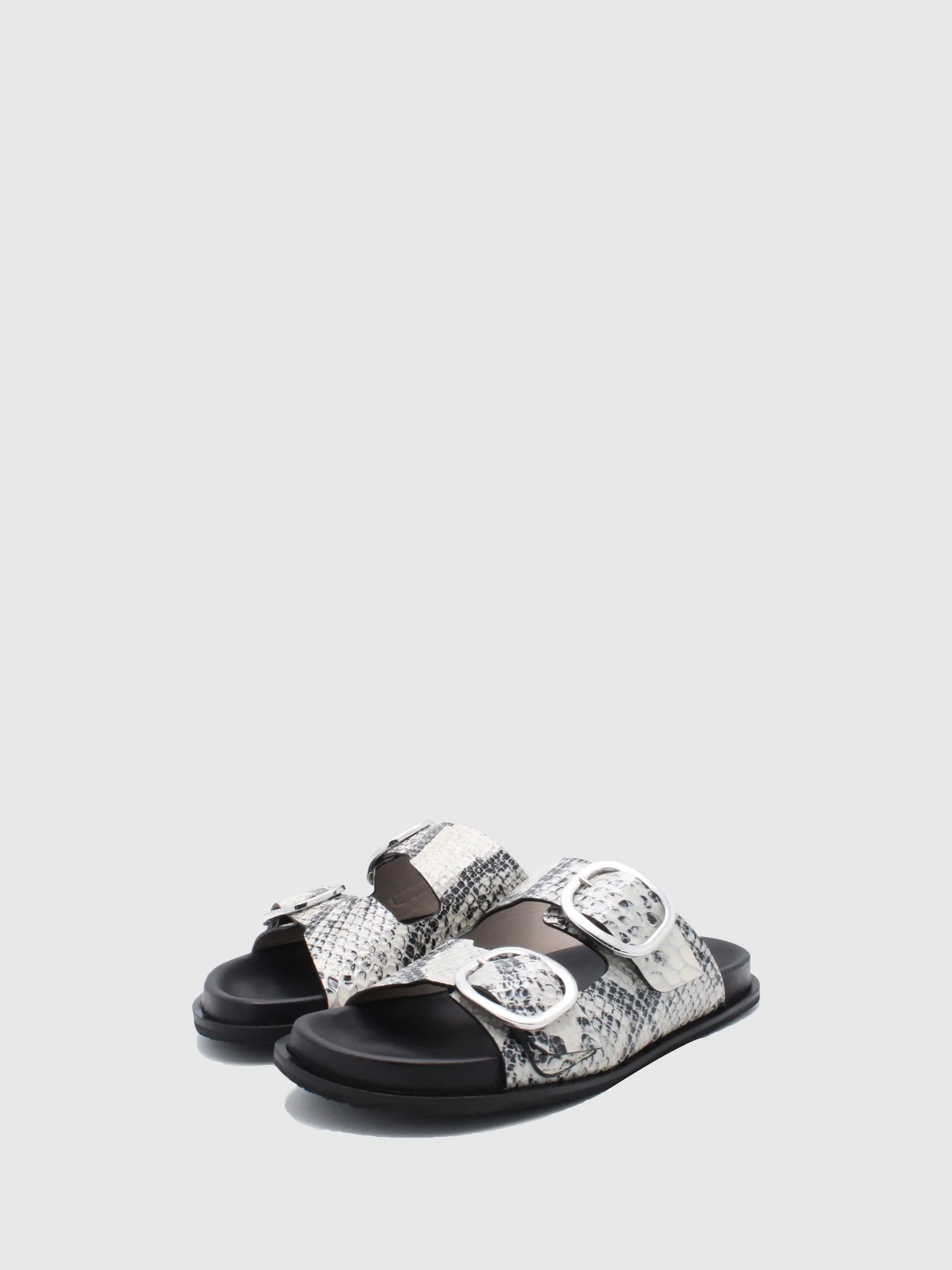Buckle Sandals Chicria White/Black