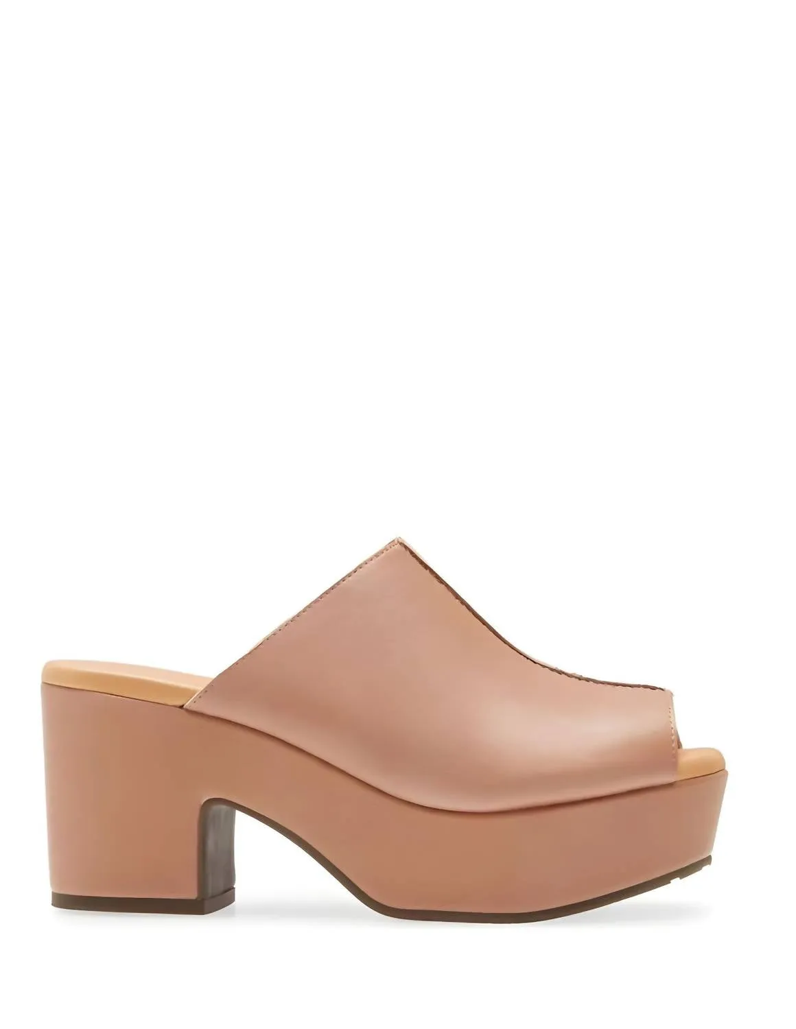 Gadis Sandal In Camel Leather