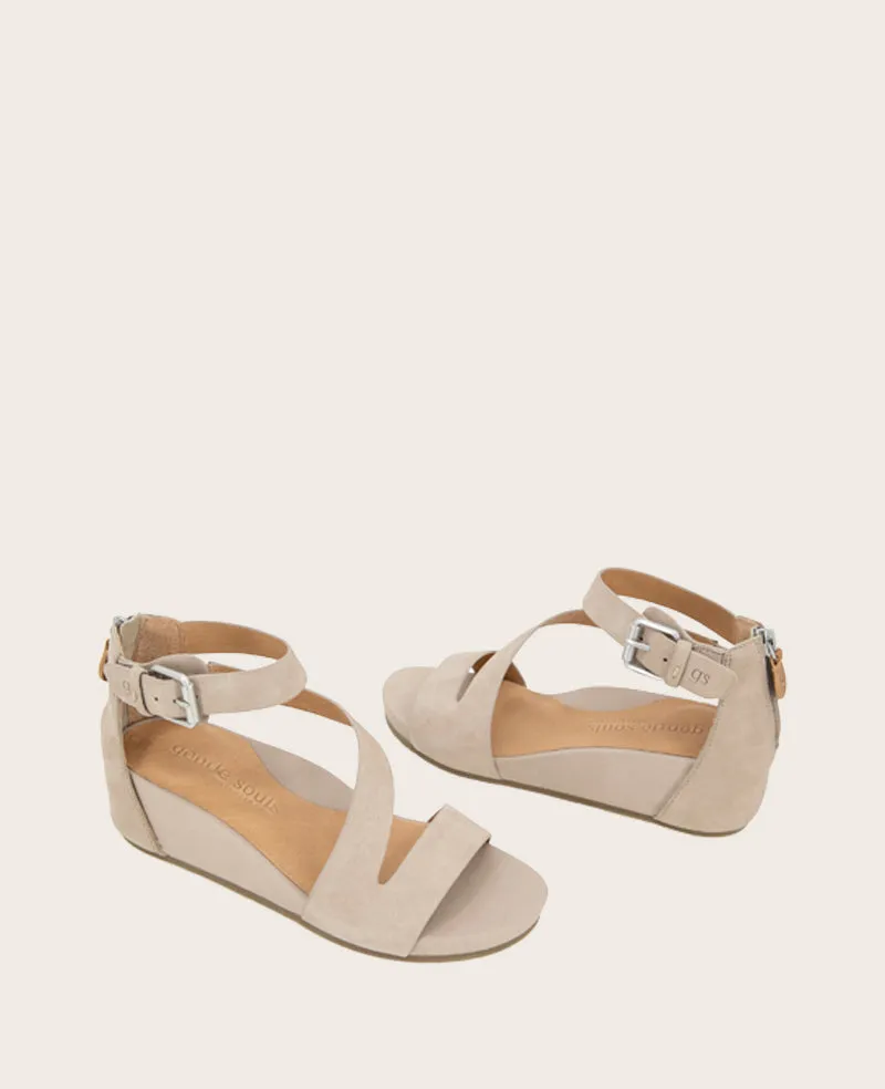 GENTLE SOULS - Gwen Nubuck Wedge Sandal