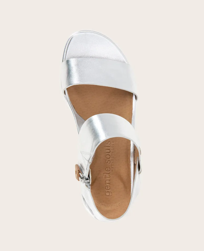 GENTLE SOULS - Jolisa Metallic Woven Detail Wedge