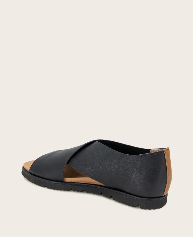 GENTLE SOULS - Leslie X Band Leather Tread Sole Sandal