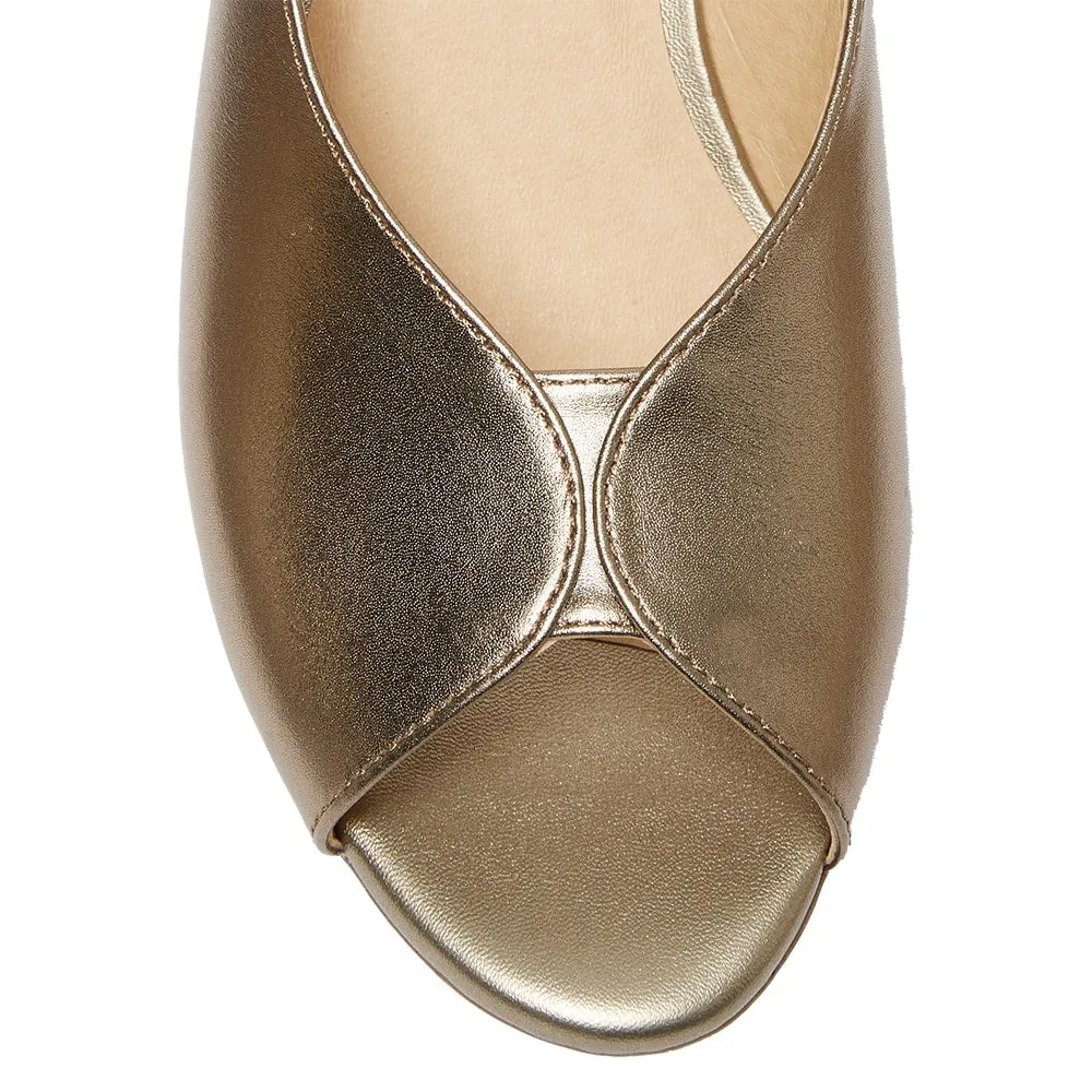 Hilda Heel in Pewter Leather