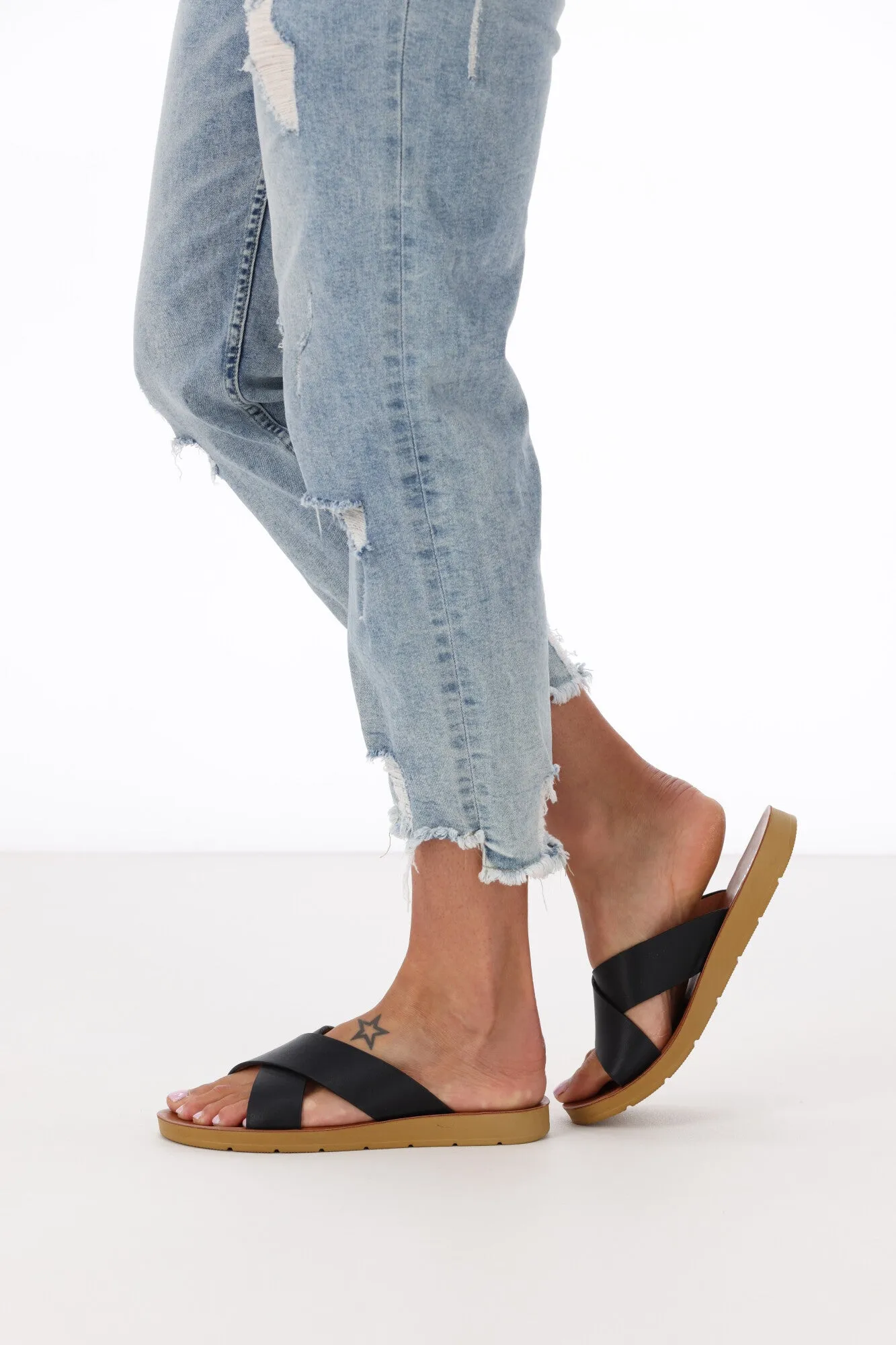 Hinako Vanessa Sandal Black