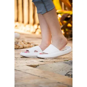 Insanely Comfy Beach Casual Slides In White