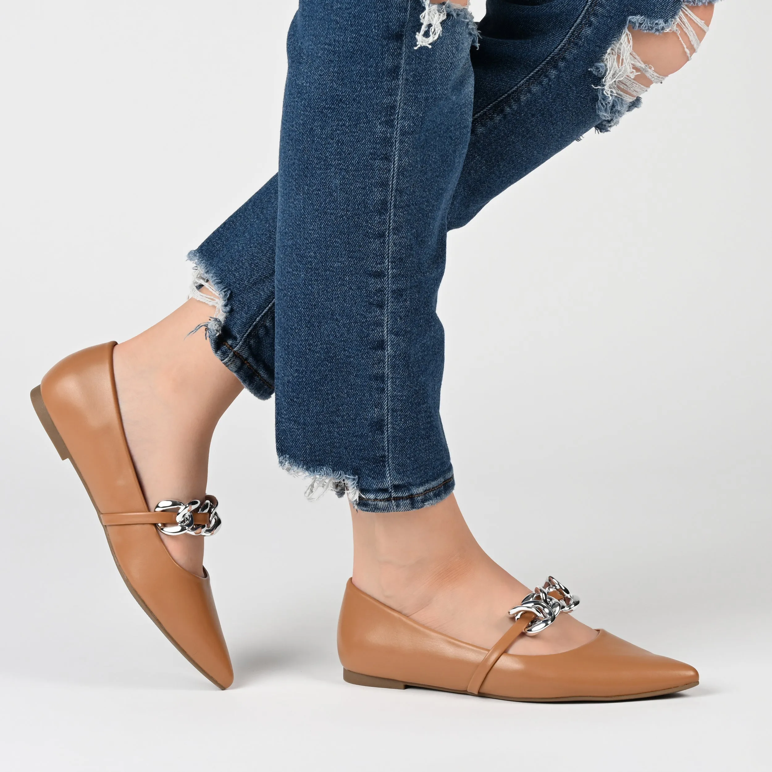 Journee Collection Women's Metinaa Flat
