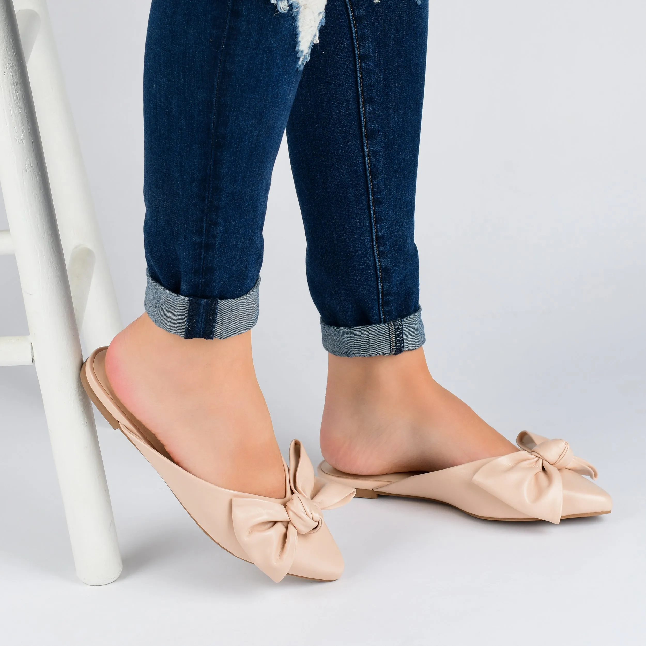 Journee Women's Dott Mule