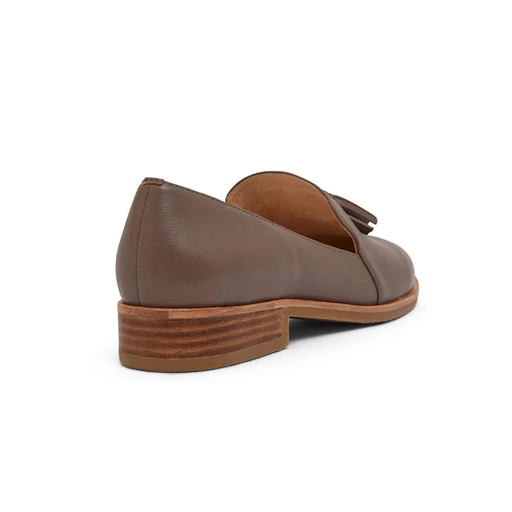 Salvador Loafer in Taupe Leather