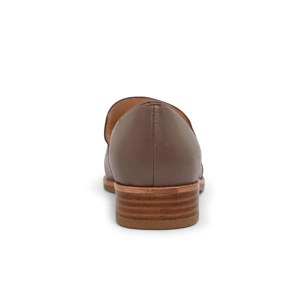 Salvador Loafer in Taupe Leather