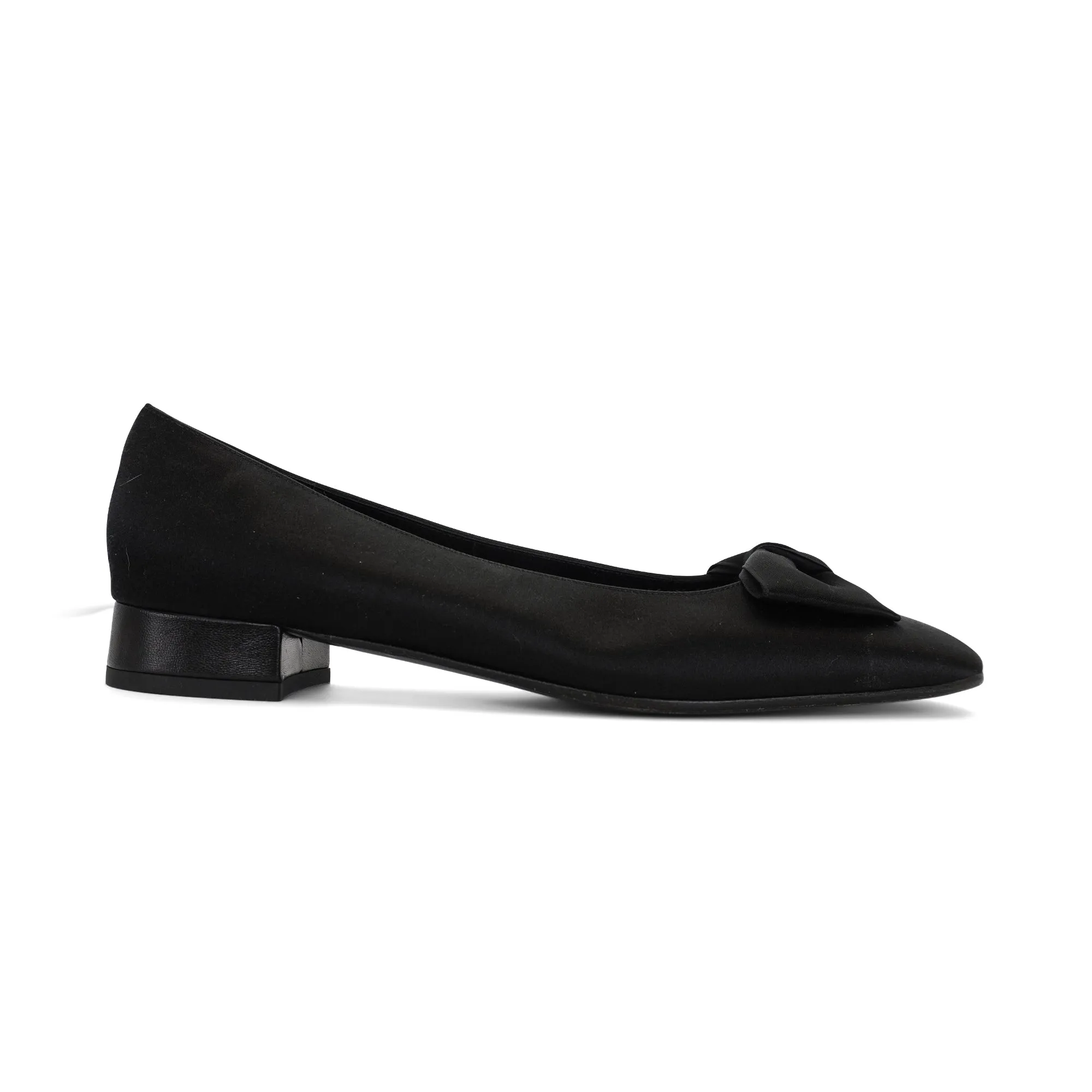 Salvatore Ferragamo 'Gloria' Kitten Heels - Women's 9.5