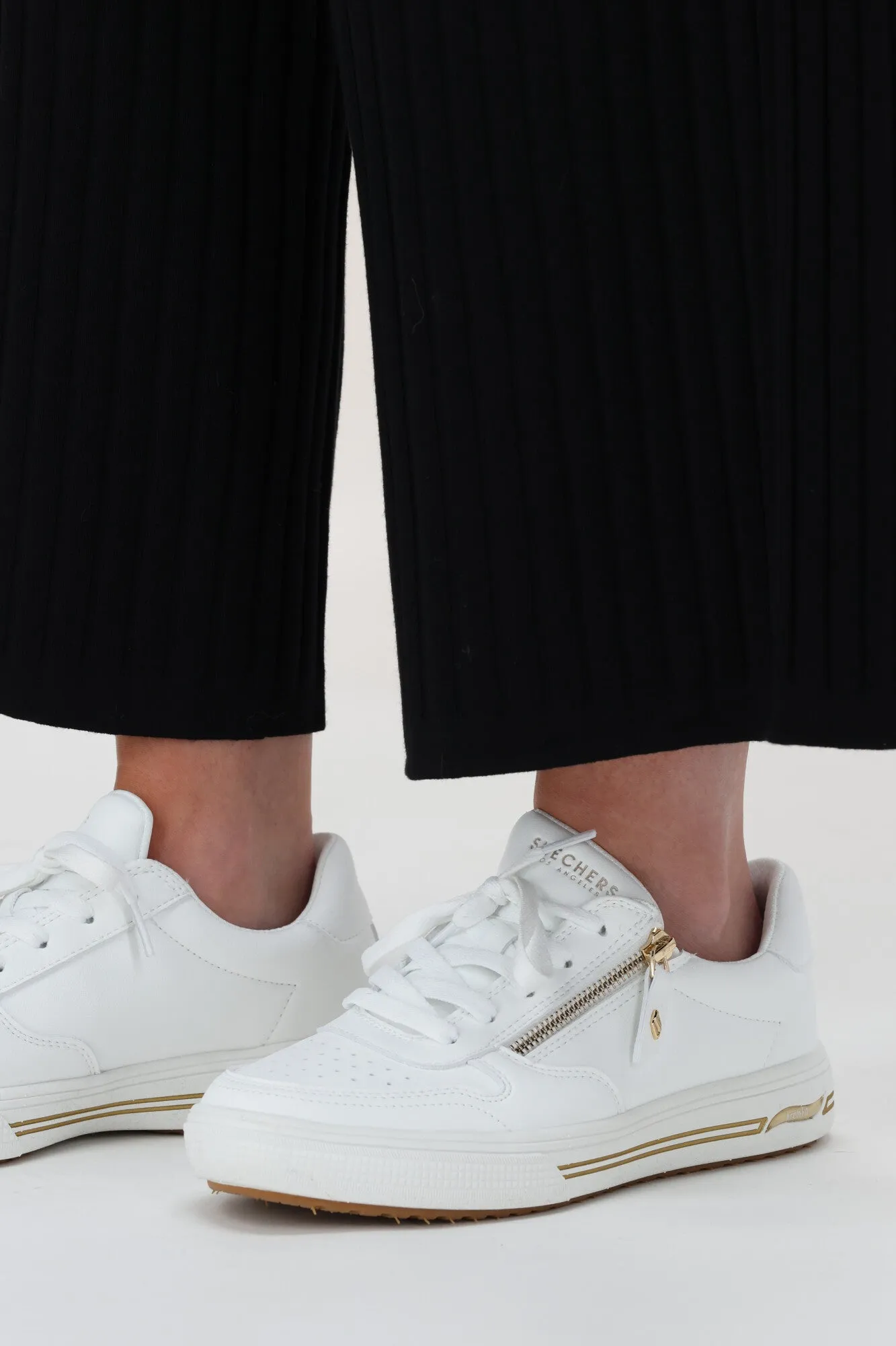 Skechers Arch Fit Arcade Sneaker White