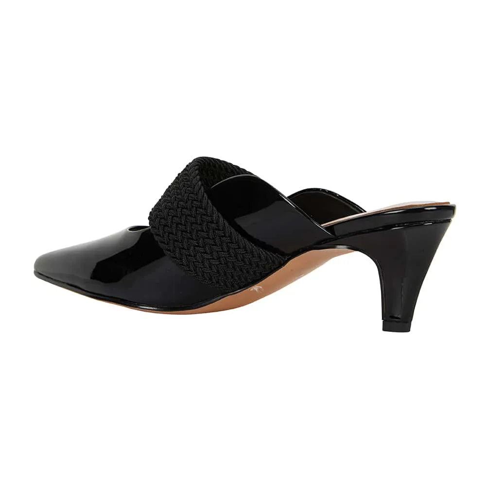 Symbol Heel in Black Patent