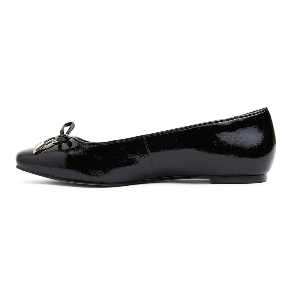 Tabbatha Flat in Black Patent
