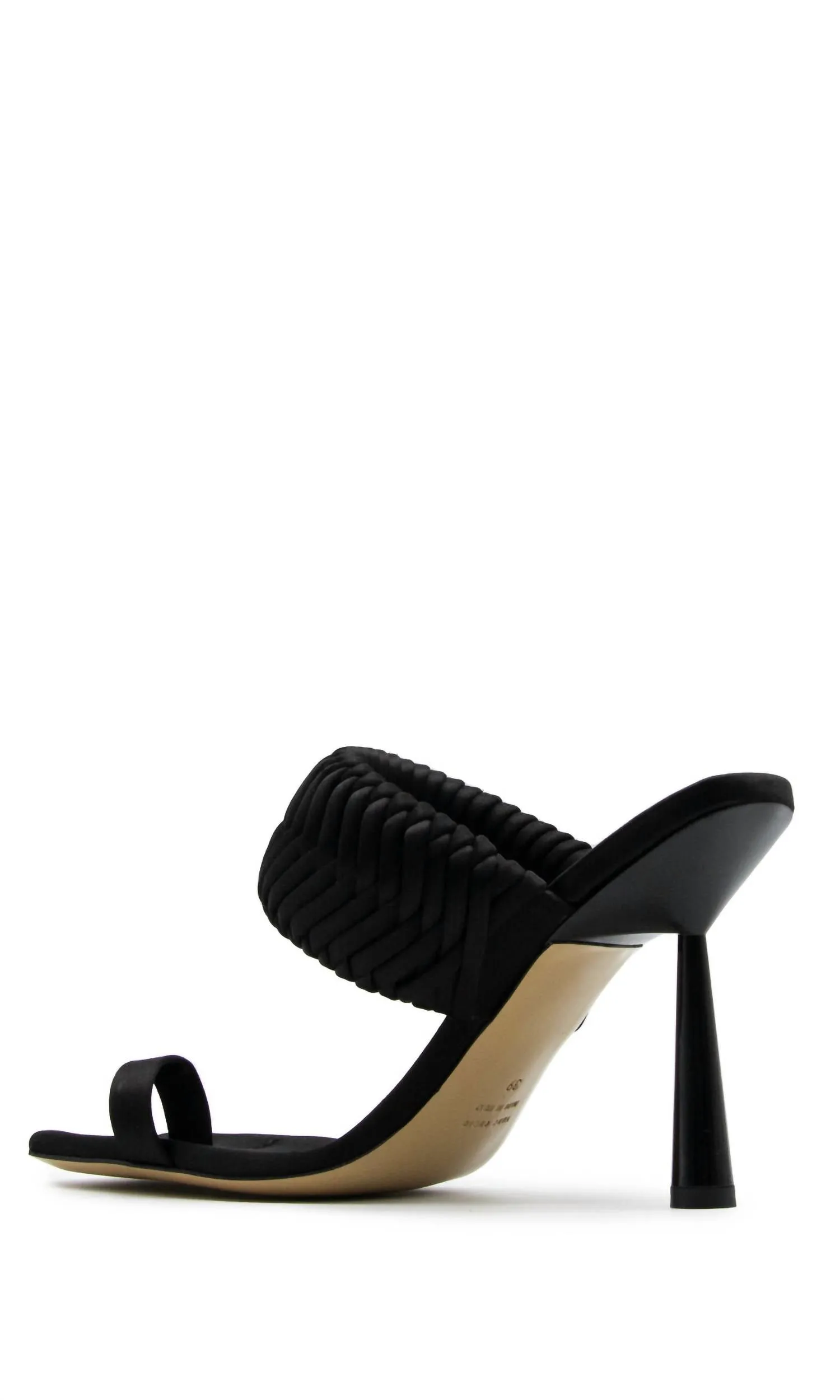 Toe Ring Sandals In Black