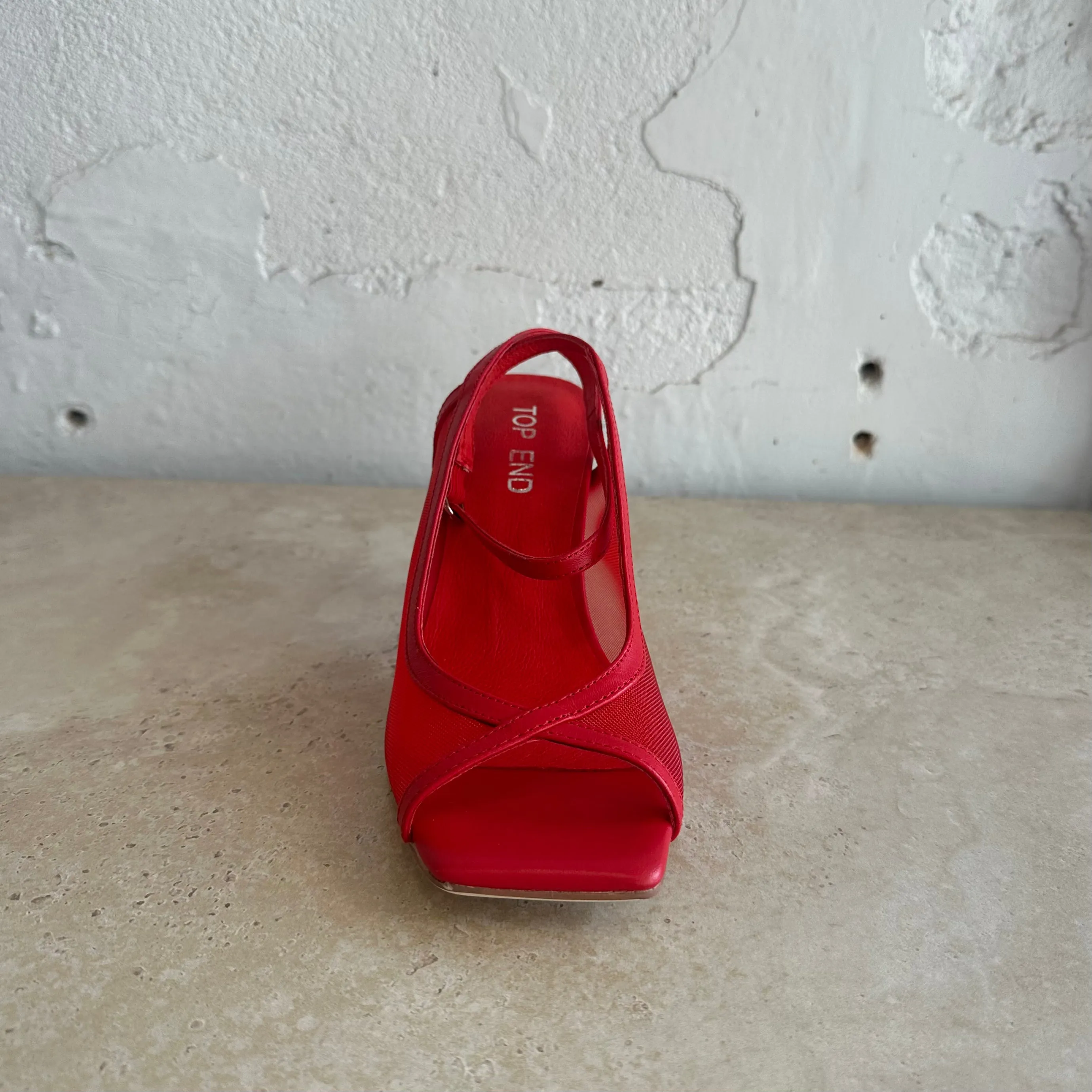 Top End Lopra Red