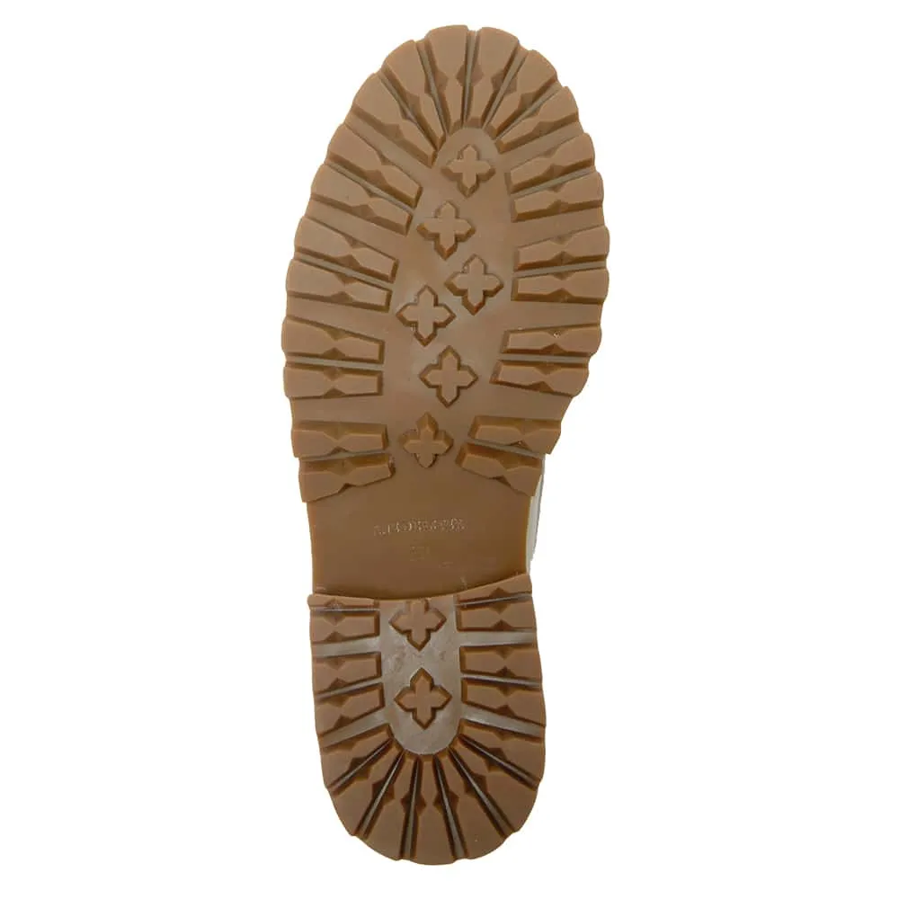 Toronto Loafer in Beige Leather