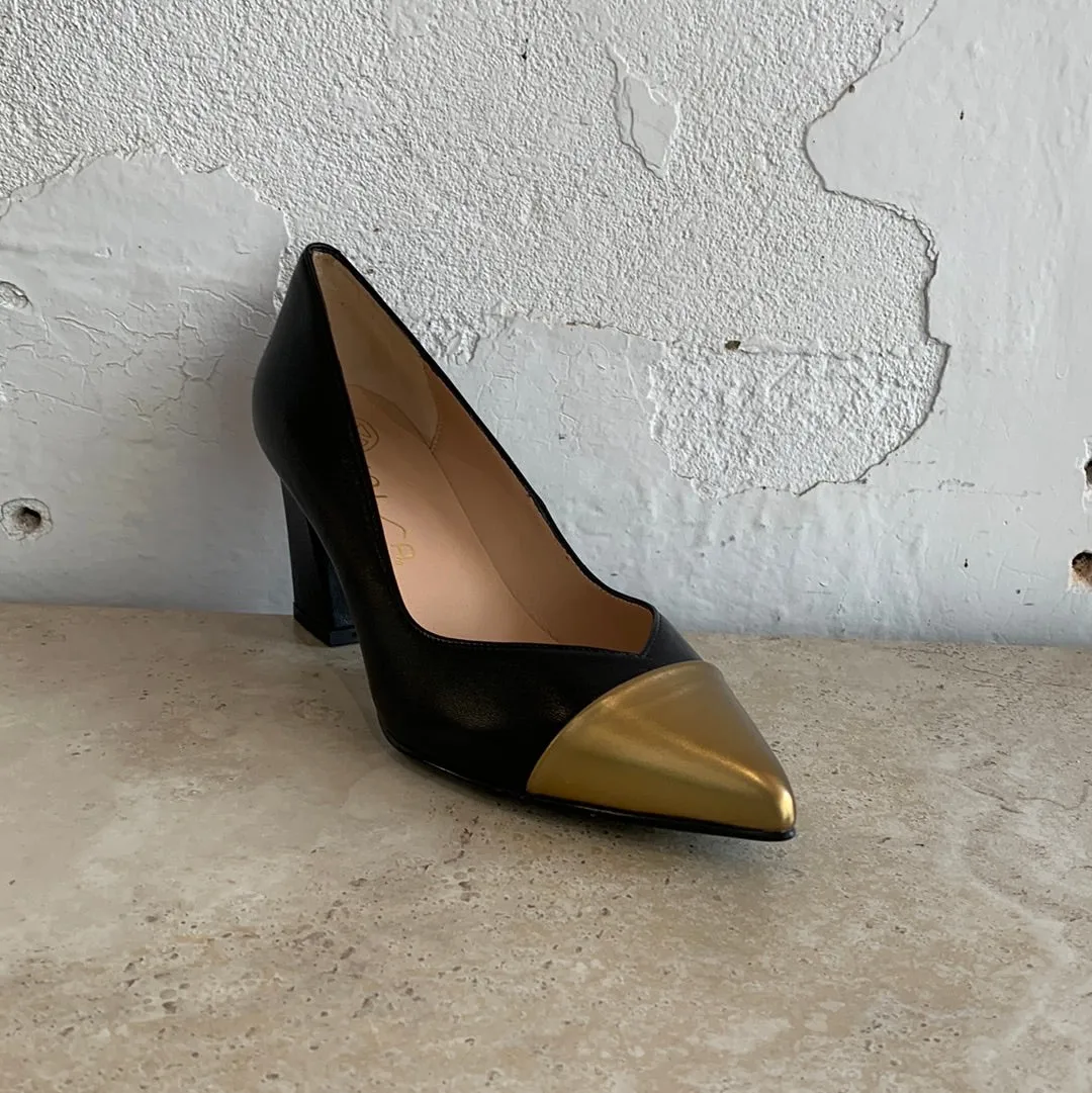 Unisa Keller Black - LAST PAIR size 36