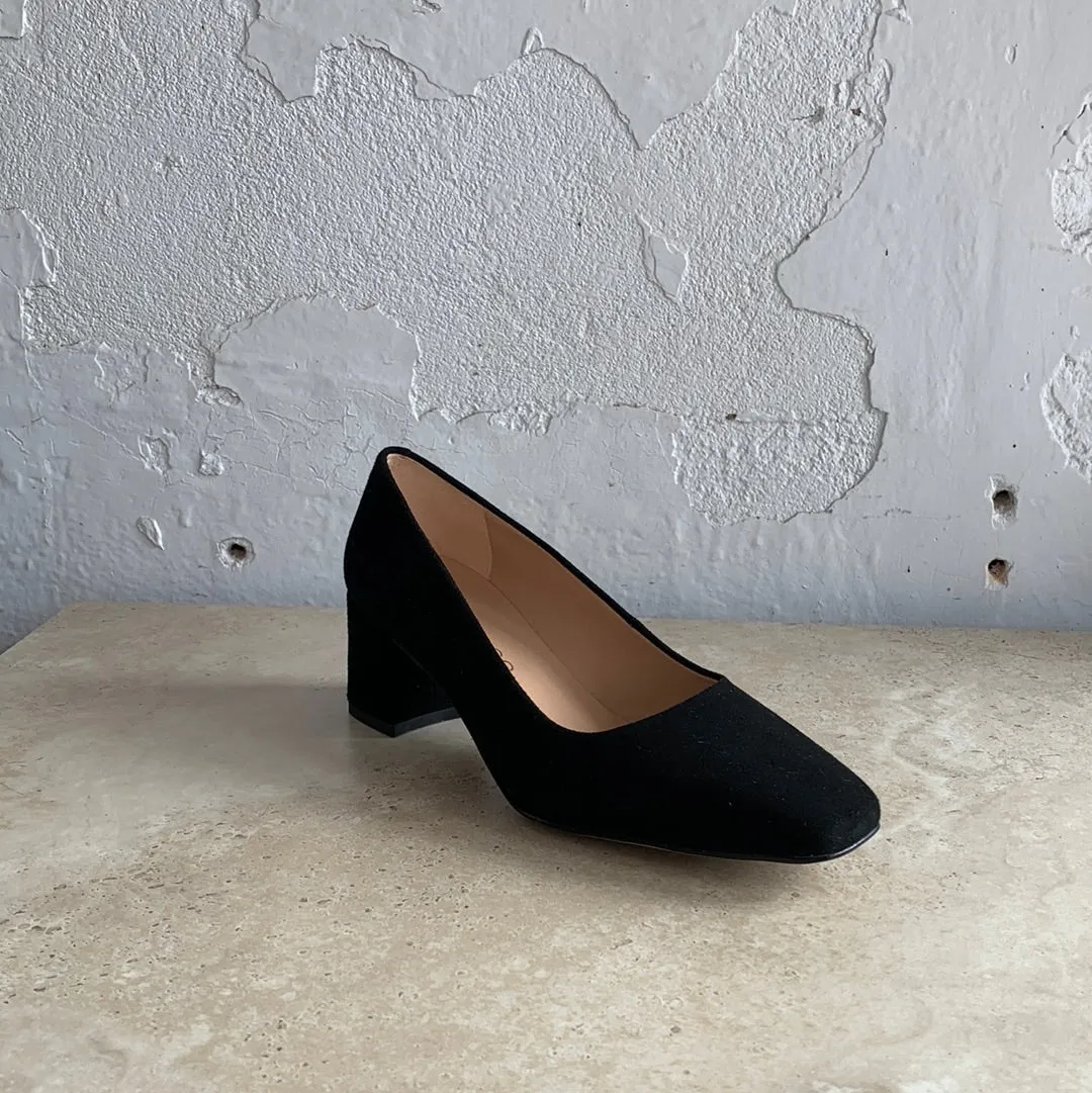 Unisa Lesat Black Suede - LAST PAIR size 37