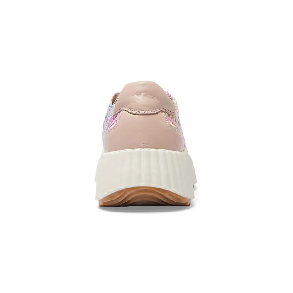 Vicinity Sneaker in Pink