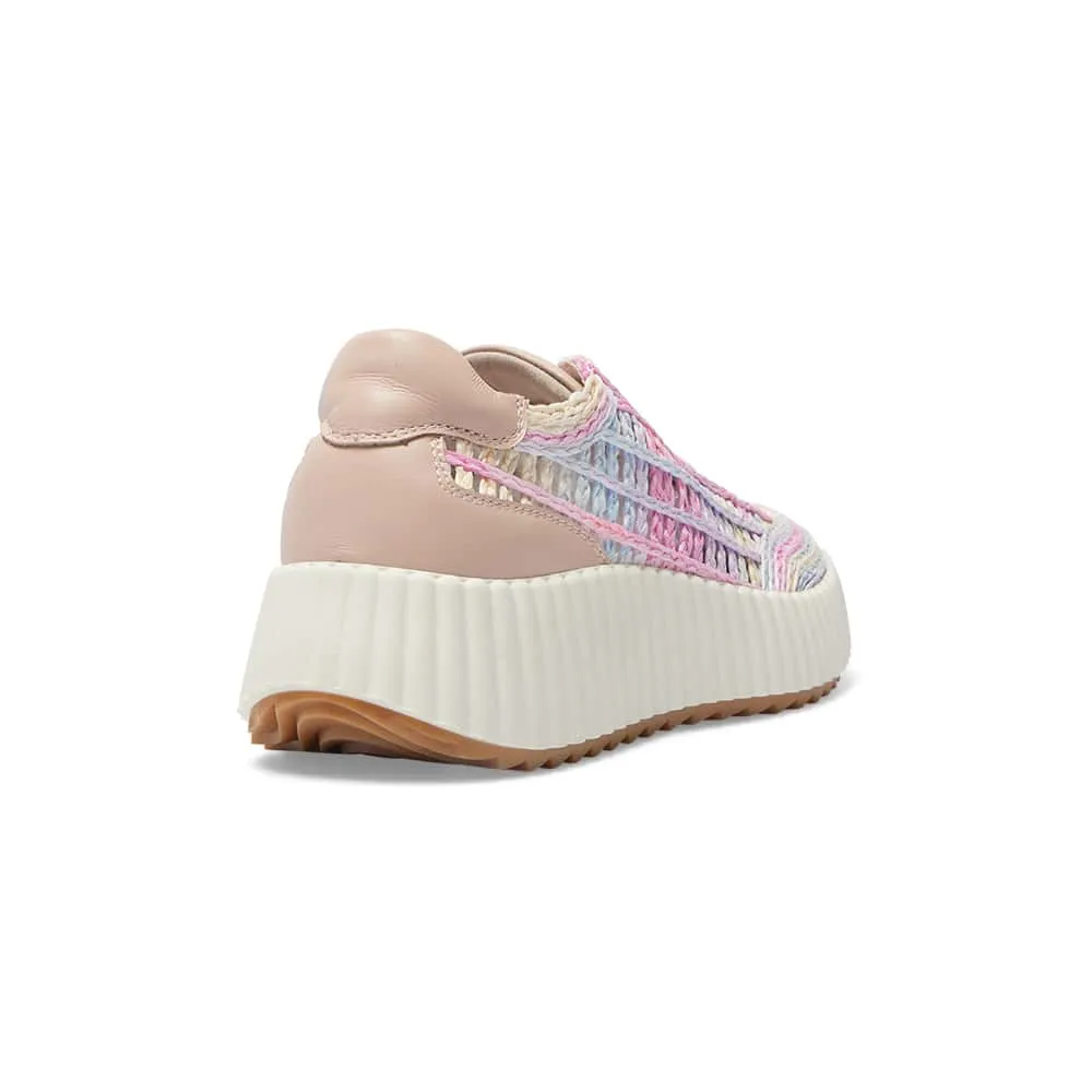 Vicinity Sneaker in Pink