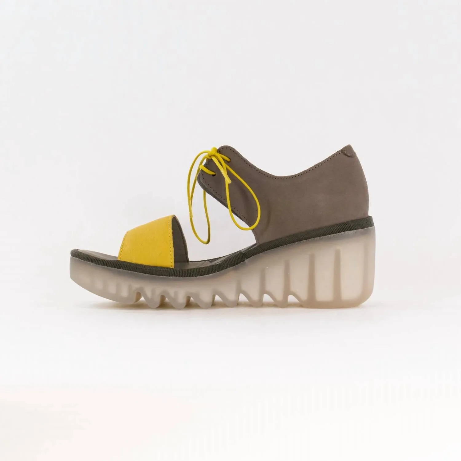 Women's Crossover Sandal In Yellow/khaki