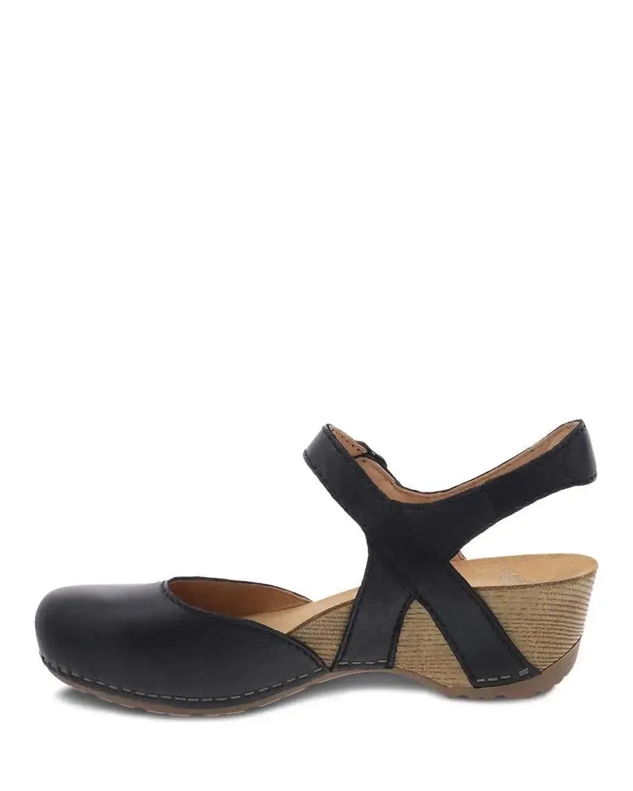 Women's Dansko Tiffani Milled Sandal  Chic, Comfortable &amp; Versatile for All-Day Wear