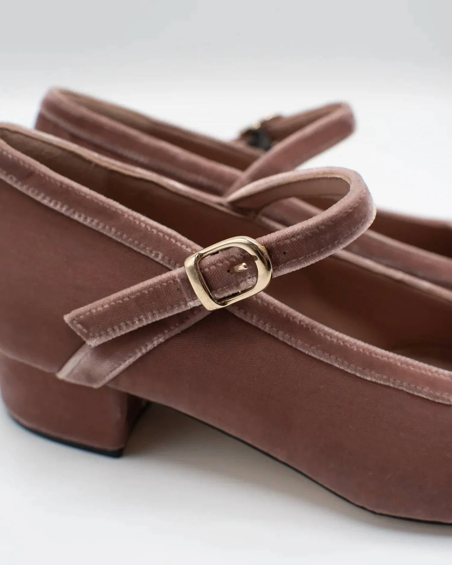 Women's Delfina Velvet Block Heels In Antique Rose