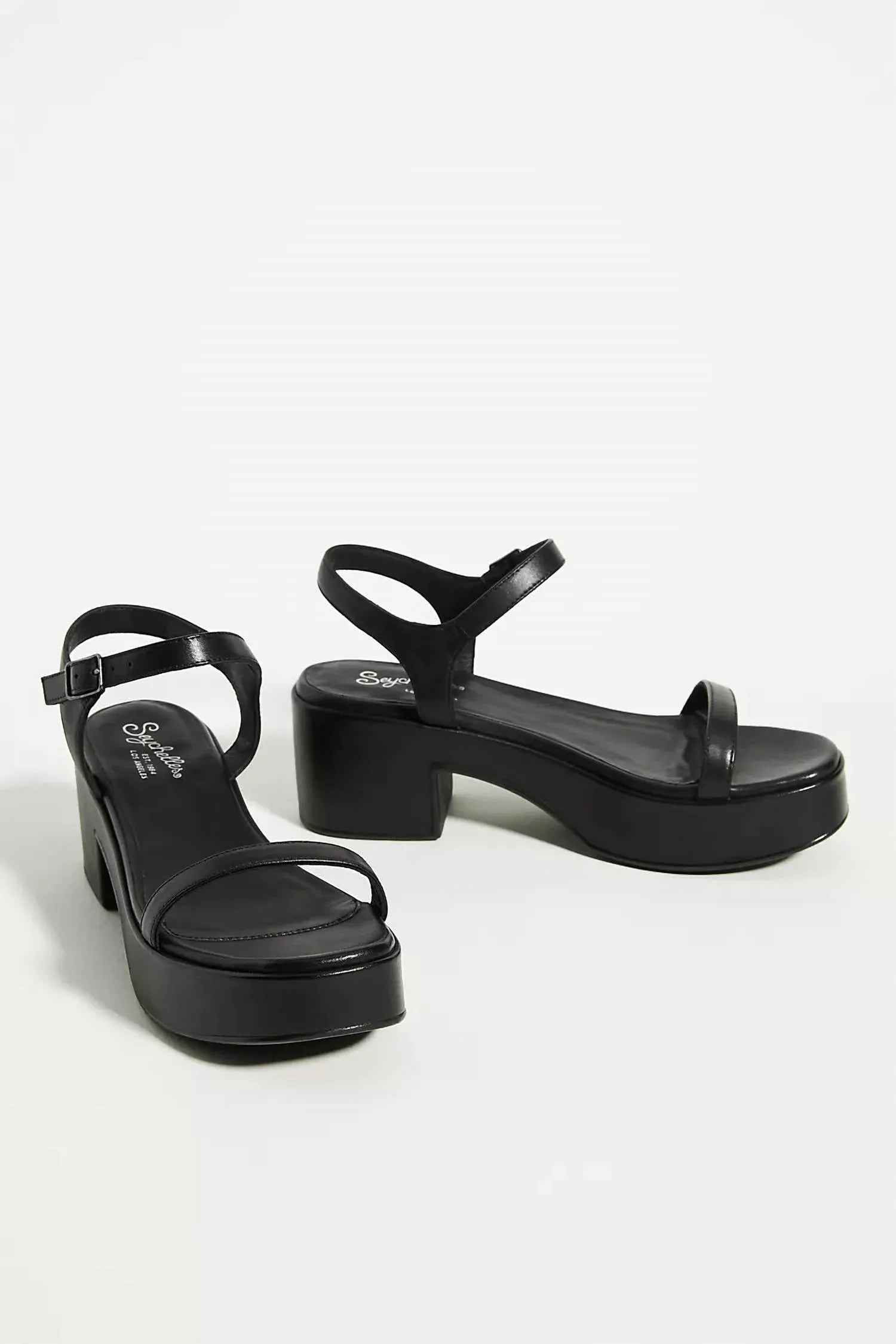 Women's Rest Assured Leather Sandal In Black