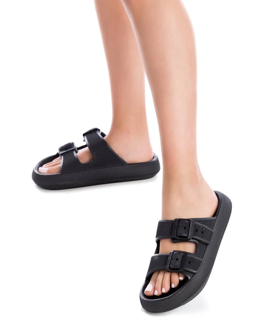 Women's Rubber Flat Sandals By XTI
