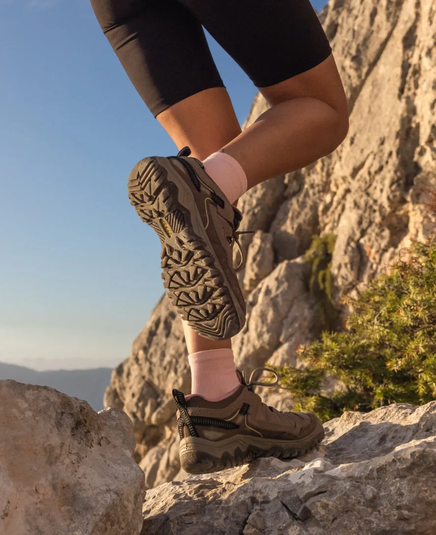 Women's Targhee IV Waterproof Hiking Shoe  |  Bison/Beaujolais