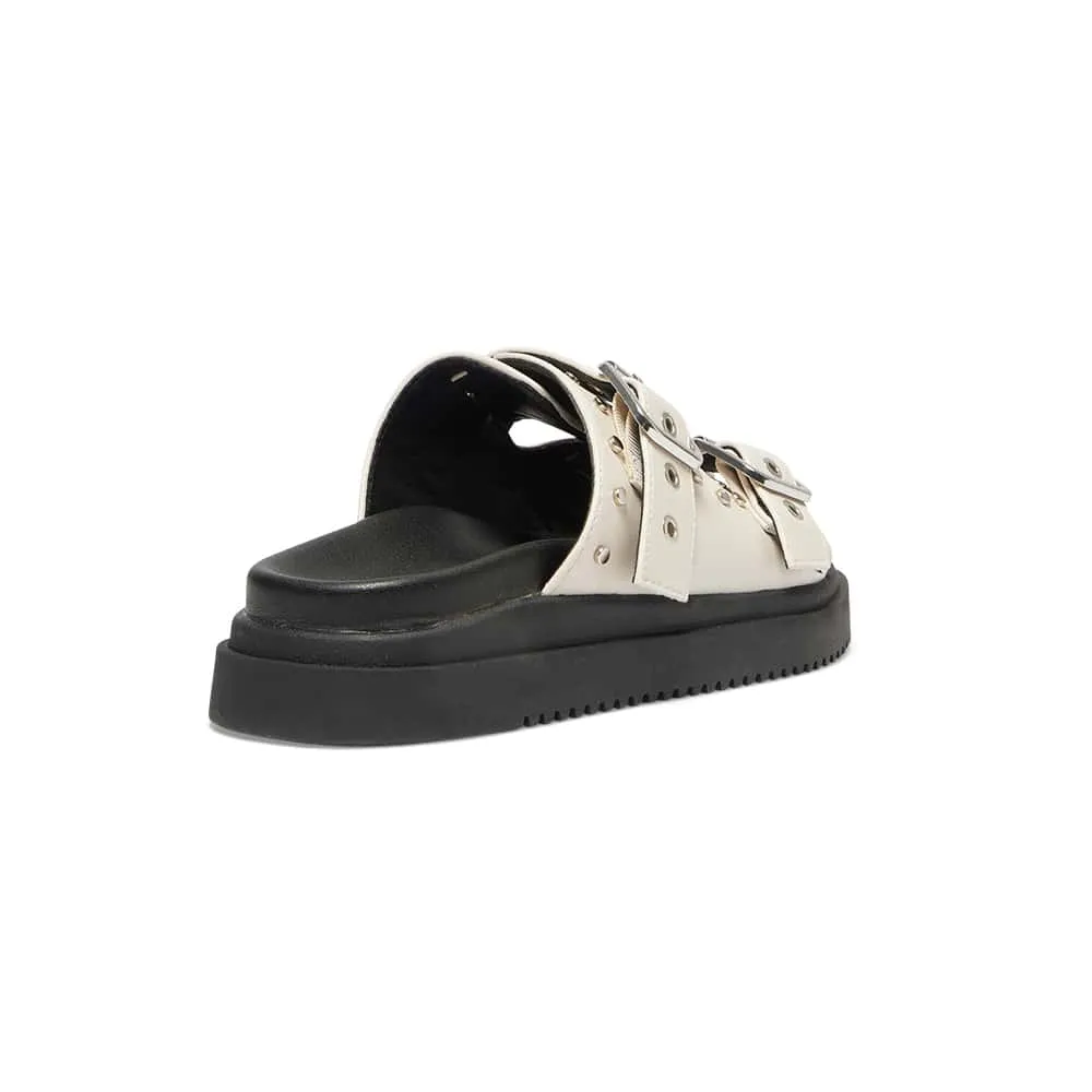 Zora Sandal in Beige Smooth